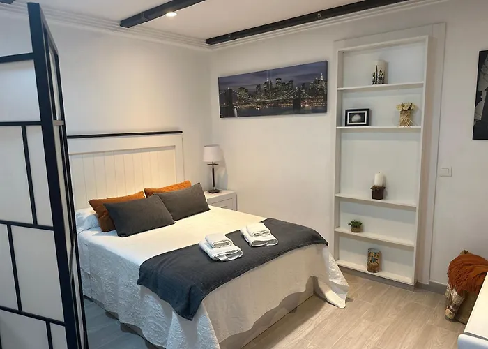 Espectacular Loft Con Piscina Comunitaria Junto Al Mar Malaga